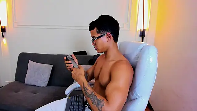 Paradise boy s online show from 03.25.26