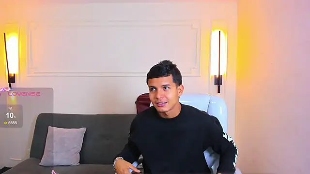 Paradise boy s online show from 04.18.26