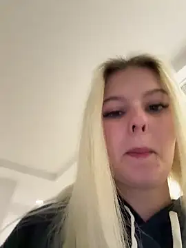 Allylove03 online show from 12.14.24