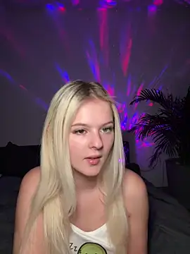 Allylove03 online show from 12.22.24