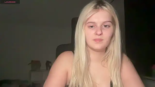 Allylove03 online show from 09.26.25