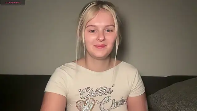 Allylove03 online show from 11.15.25