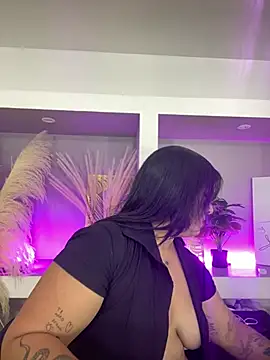 Snapshot of Sheeryl__ chatting on 05.29.26 Sheeryl online show from 05.29.26
