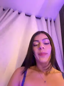Julieta-sett online show from 05.27.26