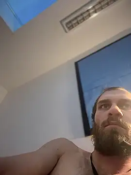 Snapshot of pervy_devil chatting on 12.19.24 pervy devil online show from 12.19.24