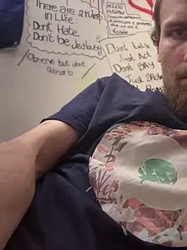 Snapshot of pervy_devil chatting on 01.01.25 pervy devil online show from 01.01.25