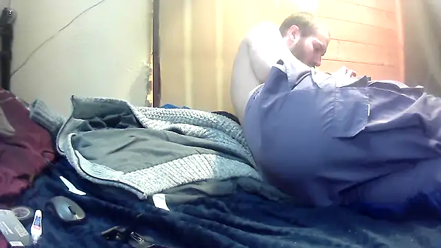 Snapshot of pervy_devil chatting on 03.12.25 pervy devil online show from 03.12.25