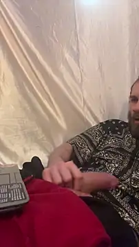 Snapshot of pervy_devil chatting on 02.13.26 pervy devil online show from 02.13.26