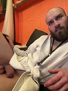 Snapshot of pervy_devil chatting on 02.25.26 pervy devil online show from 02.25.26