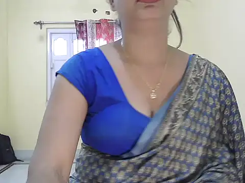 Model-Tanya online show from 12.16.25