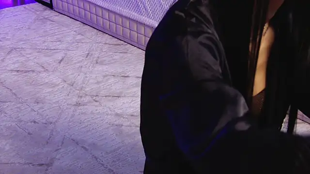 OnlyXandra online show from 01.19.26