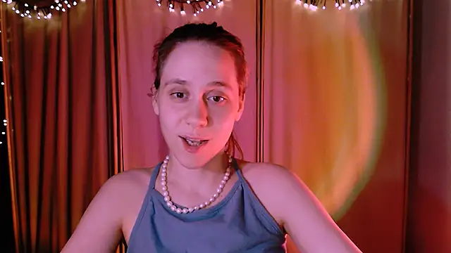 Snapshot of Malinax chatting on 12.06.24 Malinax online show from 12.06.24