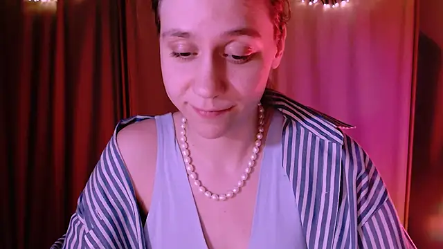 Snapshot of Malinax chatting on 12.07.24 Malinax online show from 12.07.24