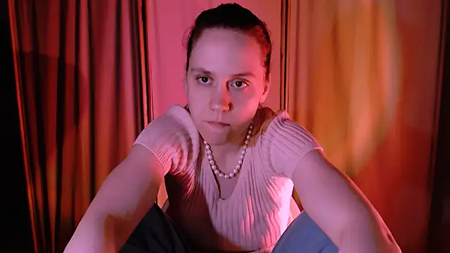 Snapshot of Malinax chatting on 01.24.25 Malinax online show from 01.24.25