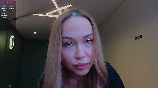 Snapshot of Emili1- chatting on 01.08.26 Emili1- online show from 01.08.26