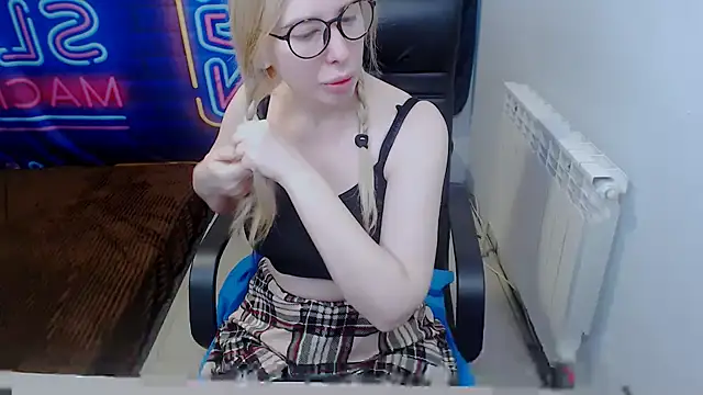 Snapshot of kerakiss877 chatting on 02.20.26 kerakiss877 online show from 02.20.26