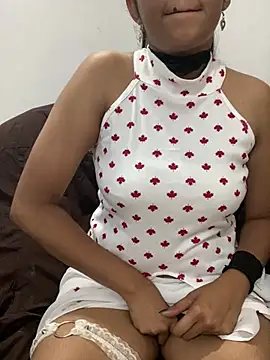 Snapshot of little_shadow chatting on 03.09.25 little shadow online show from 03.09.25