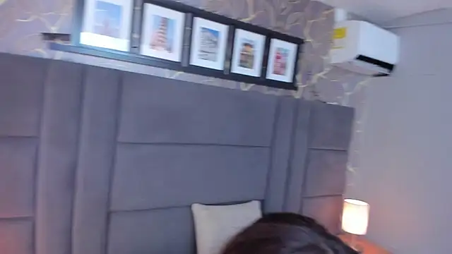 selene tylor  online show from 03.08.25