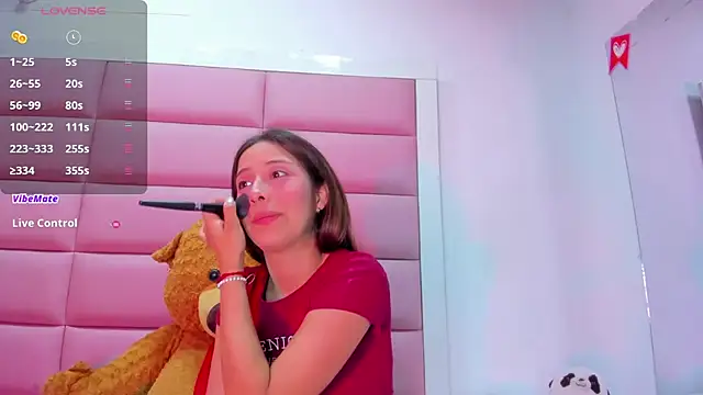 Snapshot of little-Emma chatting on 02.22.25 little-Emma online show from 02.22.25