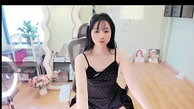 Nery Asian online show from 03.22.26