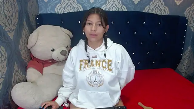 Lilyevansx online show from 03.18.25