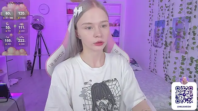 Snapshot of Milia_Parker chatting on 12.22.24 Milia Parker online show from 12.22.24