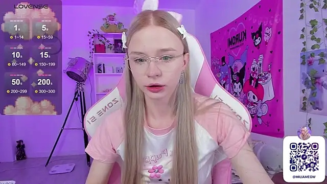 Snapshot of Milia_Parker chatting on 02.14.25 Milia Parker online show from 02.14.25