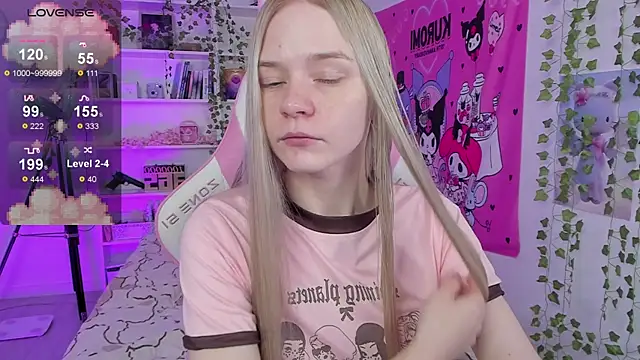 Snapshot of Milia_Parker chatting on 02.16.25 Milia Parker online show from 02.16.25