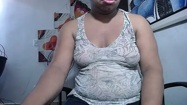 Snapshot of tsbigcock10incock chatting on 07.18.26 tsbigcock10incock online show from 07.18.26