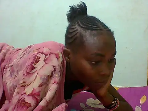 sexxyqueenn22 online show from 12.22.25