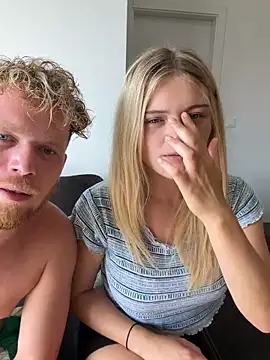 Snapshot of NickyGold_Official chatting on 05.24.26 NickyGold Official online show from 05.24.26