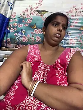 Beauty-queen online show from 09.22.25