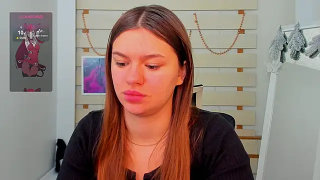 Josephine Kiss online show from 12.30.24