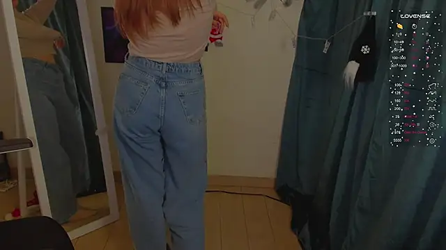 Josephine Kiss online show from 01.02.25