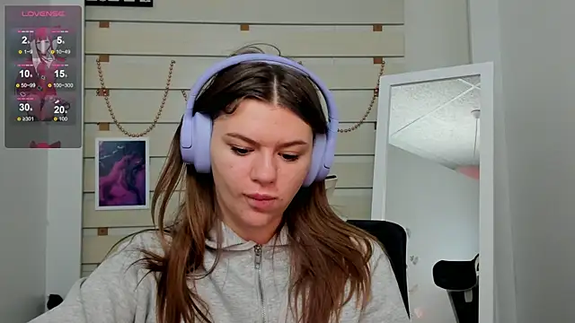 Josephine Kiss online show from 01.19.25