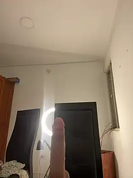 Snapshot of livgomez chatting on 03.01.25 livgomez online show from 03.01.25