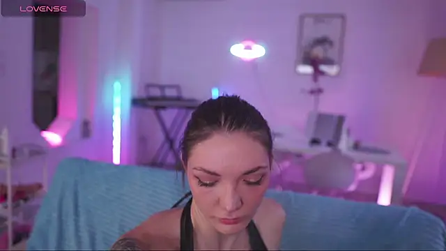 Lady3Holes online show from 05.27.26