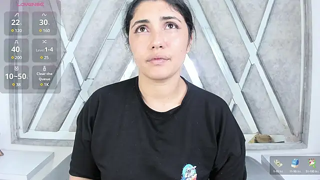 Snapshot of Danna_777_ chatting on 12.13.24 Danna 777 online show from 12.13.24