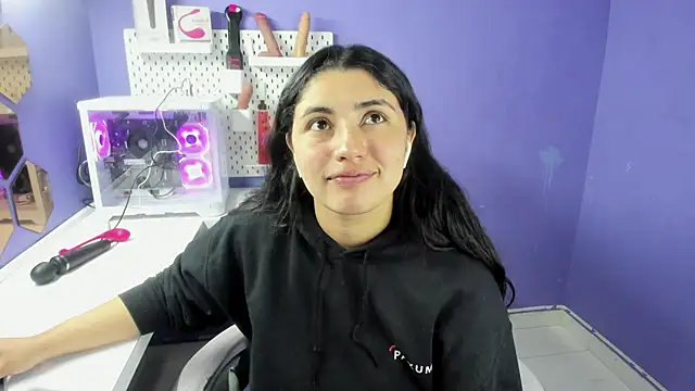 Danna 777  online show from 12.03.25