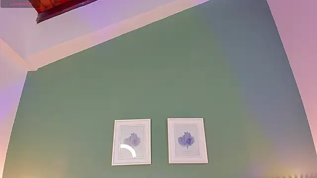  anavictoria  online show from 03.12.25