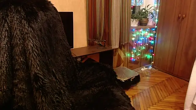 Snapshot of Miss_Tress chatting on 02.21.25 Miss Tress online show from 02.21.25