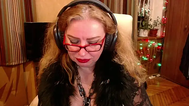 Miss Tress online show from 05.20.26