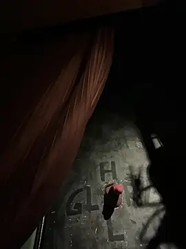 Snapshot of TweakyDude chatting on 03.15.25 TweakyDude online show from 03.15.25