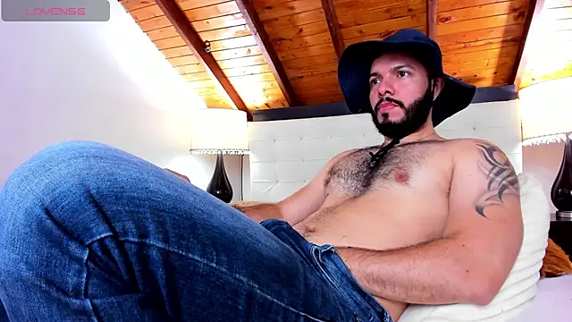 Tom Bailey online show from 10.16.25