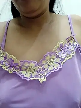 Lanyingxin18 online show from 10.30.25