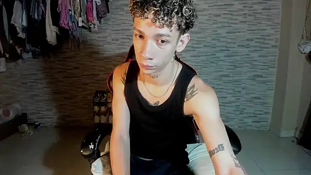 mateodeamjo online show from 09.10.25