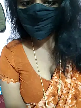 Snapshot of louise92 chatting on 02.20.25 louise92 online show from 02.20.25