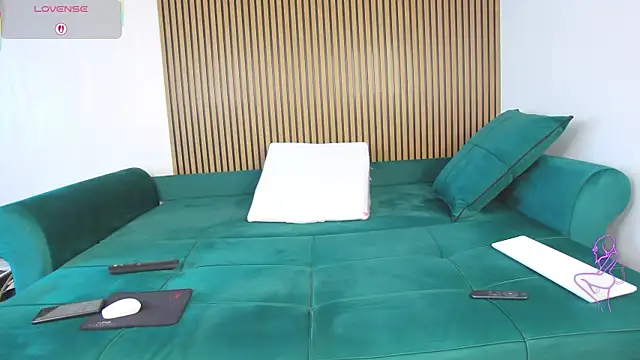 Snapshot of SofiaHanson chatting on 02.18.26 SofiaHanson online show from 02.18.26