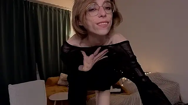 amber quell here online show from 02.12.26