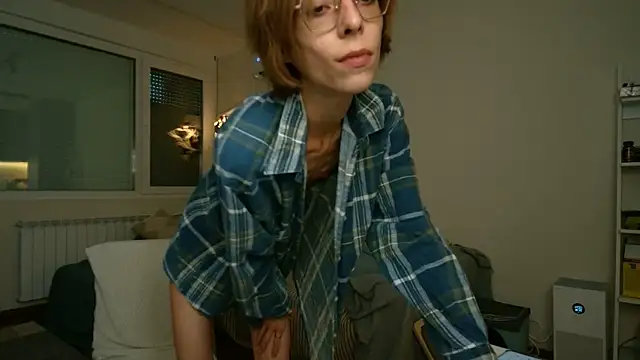 Snapshot of amber_quell_here chatting on 06.29.26 amber quell here online show from 06.29.26